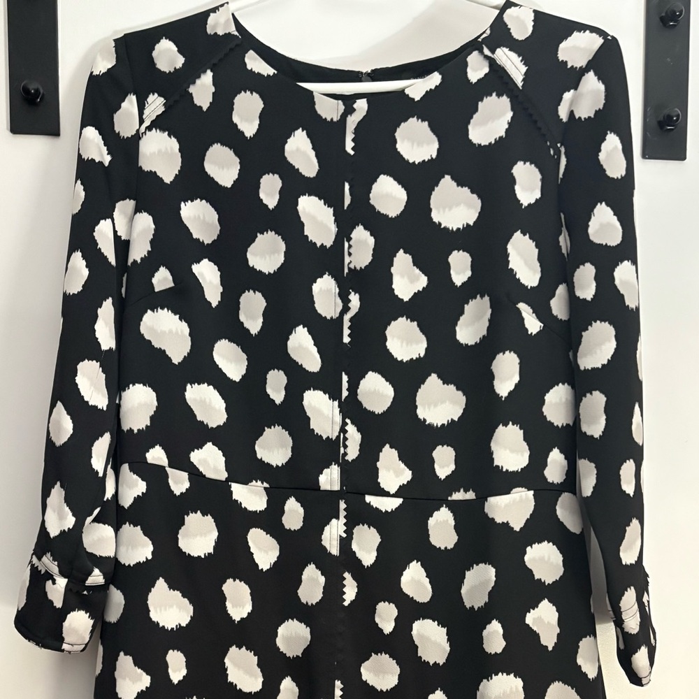 BANANA REPUBLIC DRESS 👗 Black and White Patterned 3/4 Sleeve Dress